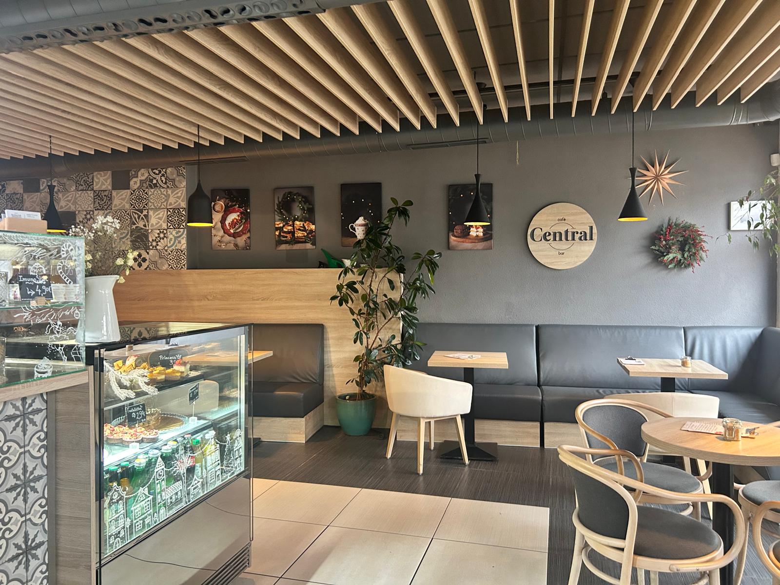 Kaviarne pútajú vernostnými programami