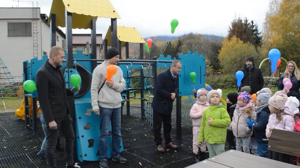 Vrútky otvorili najväčšie a najmodernejšie detské ihrisko v meste